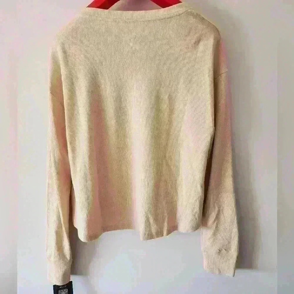 NWT  NFL Tampa Bay Buccaneers waffle long sleeve shirt. Size small - Picture 4 of 6